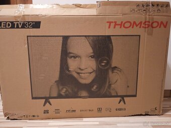 Predám konzolu PS4 a televízorom THOMSON 32HD5506 - 11