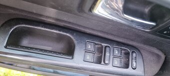 Predám VW Golf 4 - 11