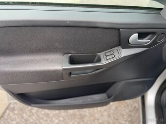 Opel Meriva 1,3 cdti  Najazdených originál len 70.000km - 11