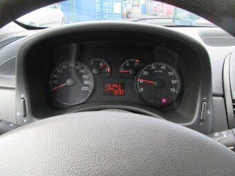 Fiat Punto 1.2 - 11