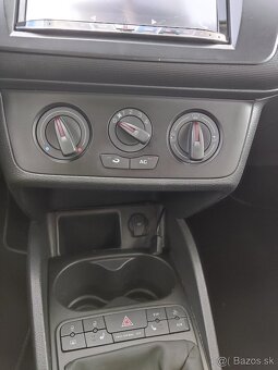Seat Ibiza 1,6i 16v benzín 77kw Stile - 11