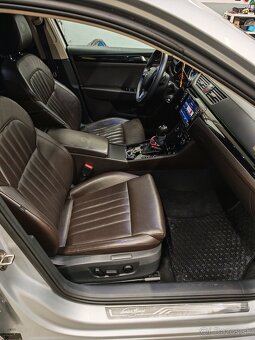 Škoda Superb combi 2.0tdi 4x4 - 11
