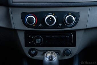 Renault Megane 1.6i M5 - 11