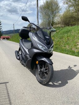 Honda PCX 125  r.v. 2020 - 11