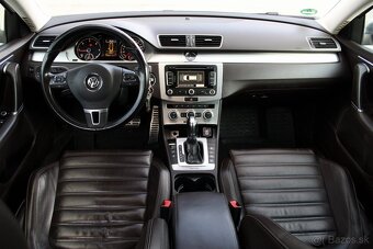 Volkswagen Passat Alltrack 2.0 TDI - 11