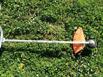 Krovinorez Stihl fs 120 - - - 11