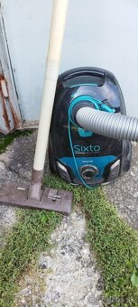 Na predaj používaný vreckový vysávač SENCOR SVC 684TQ SIXTO. - 11