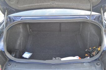 Dodge Challenger - 11