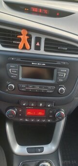 KIA Ceed - 11