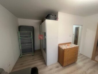 NA PREDAJ: 1 izb. byt 31,50 m2, 2 posch. Ďumbierska, BB - 11