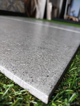Odolná keramická dlažba - gres 40x40 - 11
