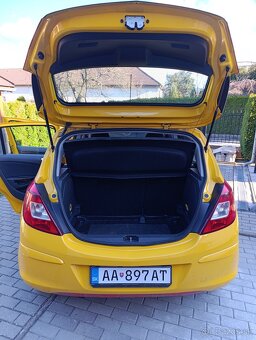 Opel Corsa - 11