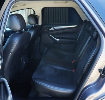 Ford Mondeo Combi 1.6 TDCi DPF ECOnetic - 11