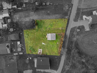 Exkluzívne iba u nás na predaj stavebný pozemok 1251m2 , Bre - 11