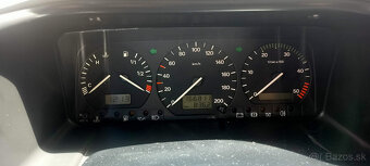 VOLKSWAGEN T4 CARAVELLE Multivan 2,4D - 11