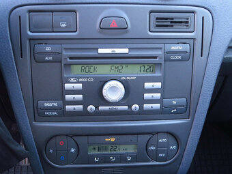 Ford Fusion - 11