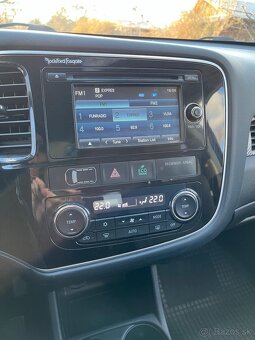 Mitsubishi Outlander 2.2 DI-D Intense+ A/T - 11