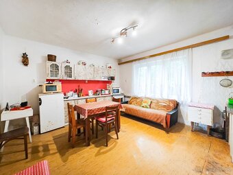 3-IZB. RD S GARÁŽOU A POZEMKOM 1884 m2, BORŠA - 11