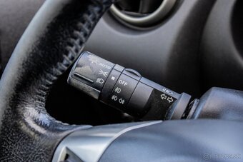 Nissan Qashqai 1.6 dCi 4x4-i Tekna / AJ NA SPLÁTKY/PROTIÚČET - 11