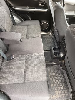 Suzuki Grand Vitara 2010 - 11