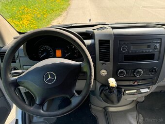 Mercedes Sprinter 518 ťahač - 11