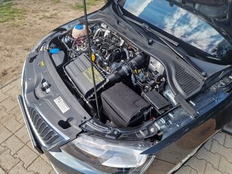 Škoda Rapid Spaceback 1.4 TDi 90k M5 Ambition (diesel) - 11