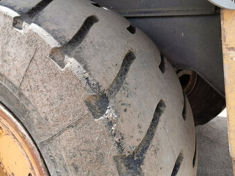 Prodám kolový nakladač LIEBHERR L564 - 11