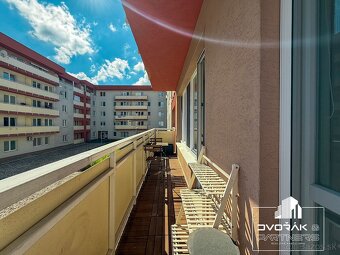 EXKLUZÍVNE Moderný 3 izbový byt na Bakossovej ulici na pr - 11