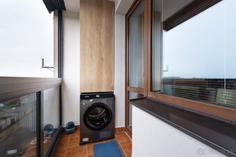 NA PREDAJ 1,5 IZBOVÝ BYT S DVOMI LODŽIAMI - 11