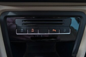 Volkswagen Sharan - 11