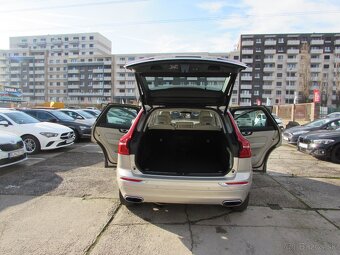 Volvo XC60 B5 D AWD INSCRIPTION-TERÉNNE-PRVÝ MAJITEĽ-H/D - 11
