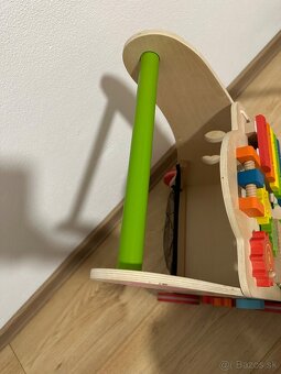 Drevené chodítko na tlačenie - 11