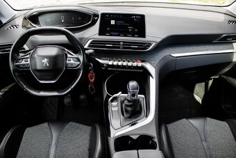 Peugeot 3008 1.2 PureTech 96kW (2017) - 11