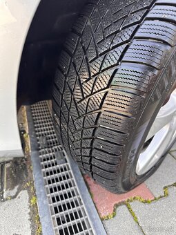 VW Passat B7 Variant 2.O tdi 103kw M6 - 11