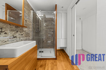 PREDAJ: 1-izbový apartmán 49 m² na začiatku Petržalky - 11