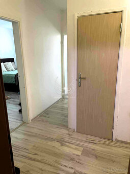 TOP ZREKONŠTRUOVANÝ 1I BYT NA HOMOLOVEJ NA PREDAJ - 11