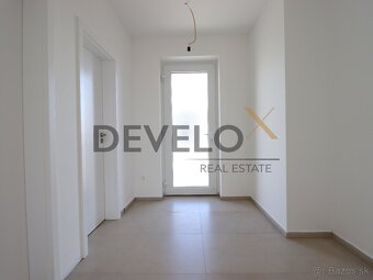 Na predaj moderné novostavby 4-izb RD v obci Malé Leváre - 11