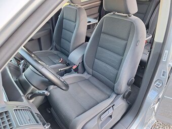 Volkswagen Touran 1.6TDi Comfortline AKČNÍ CENA - 11