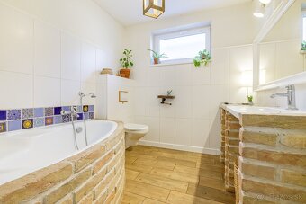 NA PREDAJ- KRÁSNY- 4- IZBOVÝ DOM- HRUBÁ BORŠA - 11