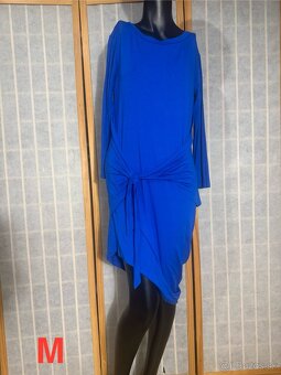 Značkové oblečenie, nohavice, šaty, topy, tuniky, tričká - 11