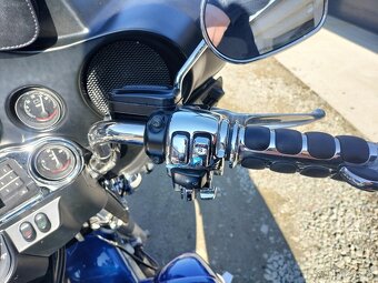 Harley Davidson - 11