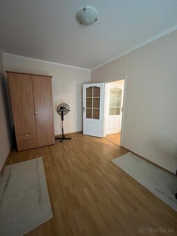 V Štúrove na predaj 4. izb. byt s výhladom na Baziliku - 11