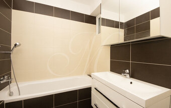 Prenájom  4 izbového bytu - 11