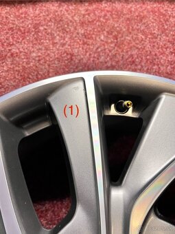5x114,3 R17 Orig. alu Hyundai i30 N Line - ET 53 - 11