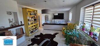 NADŠTANDARDNÝ Rodinný dom na predaj Bánov 5+1 + pozemok 4162 - 11