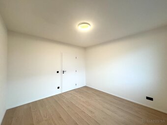 Nový 4 izbový byt v blízkosti centra, práve dokončený - 11