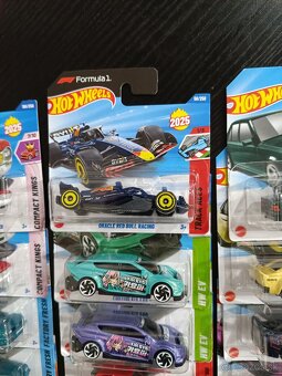 Predám Hot wheels - 11