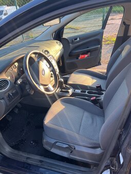Ford Focus 1.6 TDCi, 66kW, r.v. 2006 REZERVOVANE - 11