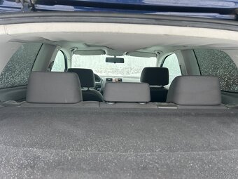 Predam VW Golf 5 1,6 benzin 75 kw - 11