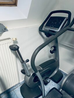 Predám profesionálne fitness stroje TECHNOGYM - 11